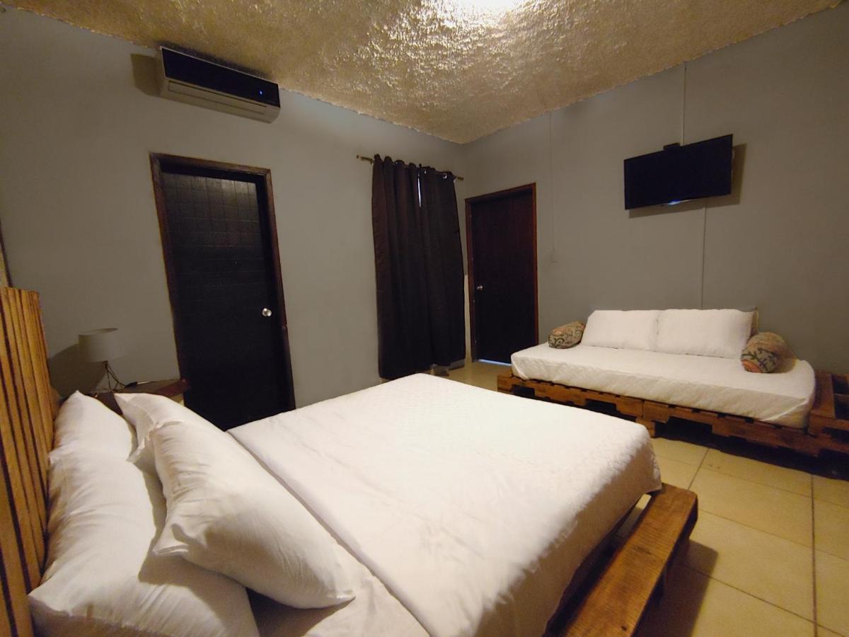 La Zona Hostel ซานซัลวาดอร์ ภายนอก รูปภาพ