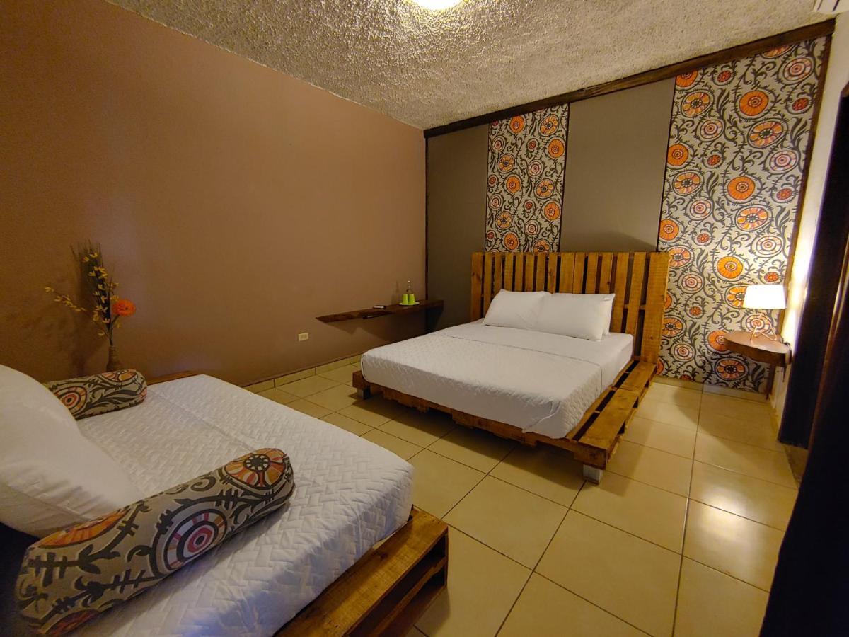 La Zona Hostel ซานซัลวาดอร์ ภายนอก รูปภาพ